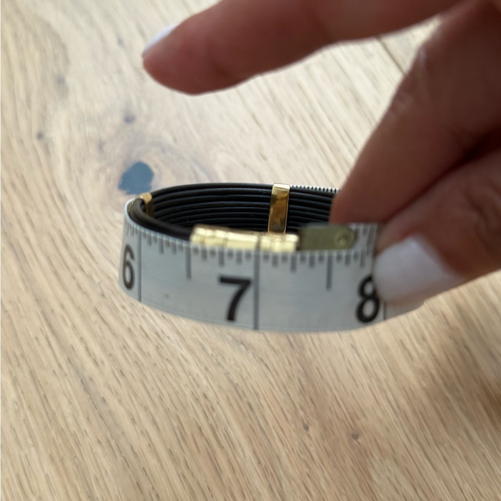 ZADEH Buffalo Horn 18K Gold Women Bracelets - Picture 4 of 6